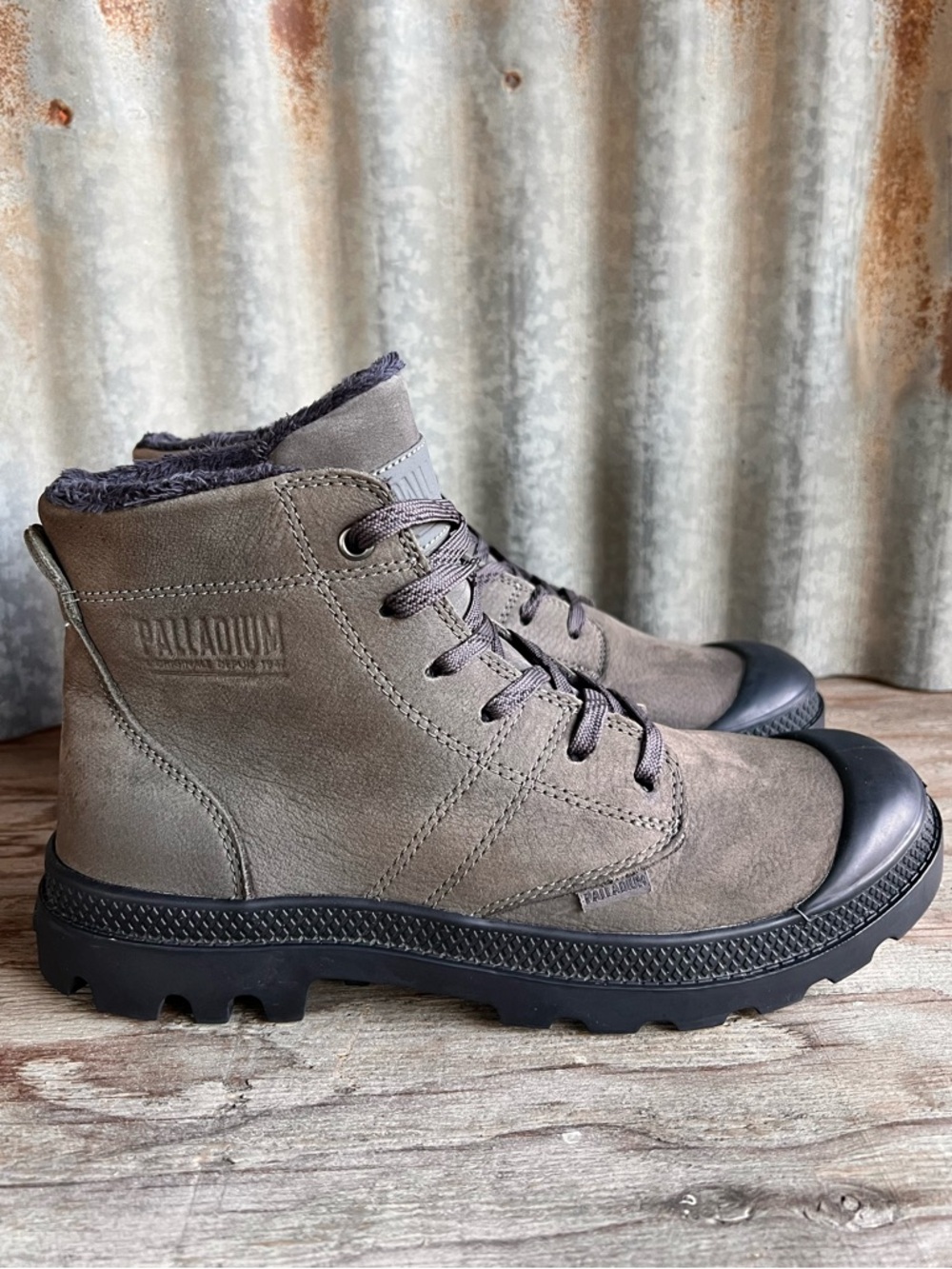 Palladium Men's Taupe Brown Lace-Up Leather Ankle Boots